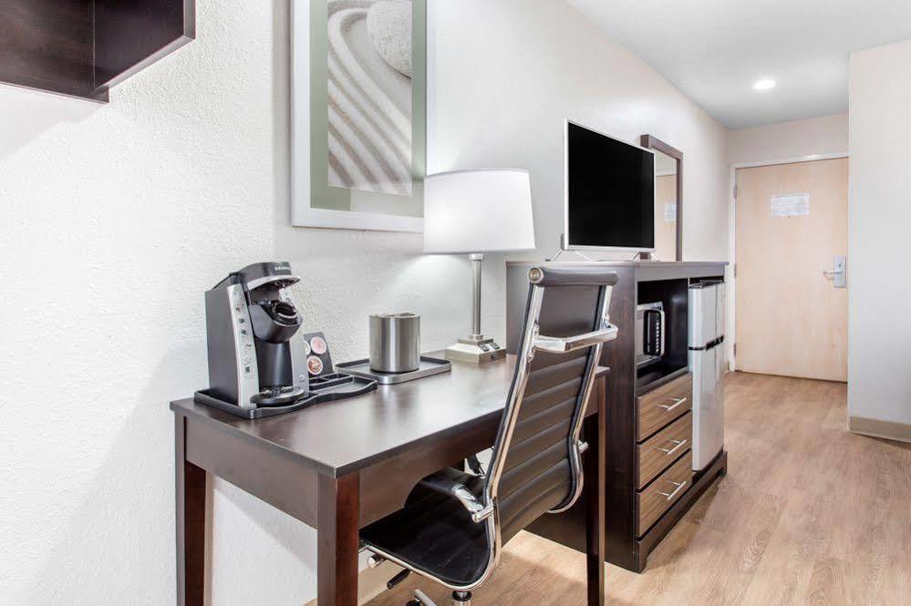 Quality Inn & Suites Myrtle Beach Near Outlets Exterior foto